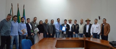 REUNIÃO SOBRE ANDAMENTO DO PROJETO DO BIOGÁS EM ENTRE RIOS DO OESTE É REALIZADA