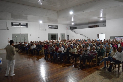 PALESTRA SOBRE A SAÚDE DO HOMEM É SUCESSO