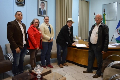 PREFEITO REASSUME EXECUTIVO MUNICIPAL