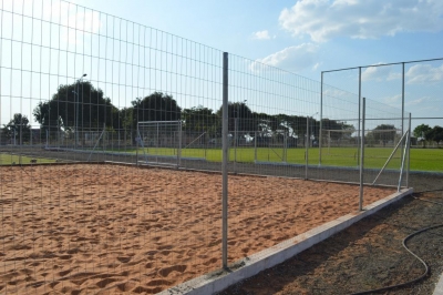 Melhorias na quadra de areia do Centro Poliesportivo 