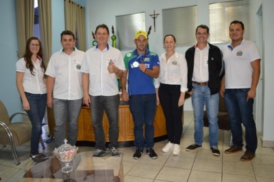 Canoísta Fabionei Rauber é vice-campeão na Colômbia