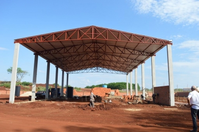 Construção da Unidade de Valorização de Recicláveis está em andamento no município