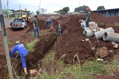 MELHORIAS E REFORMAS NAS RUAS DE ENTRE RIOS DO OESTE