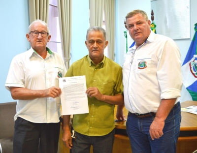 Assinada ordem de serviço para obras de pavimentação poliédrica