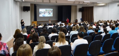 SAÚDE INTEGRATIVA É TEMA DE SEMINÁRIO PARA SERVIDORES DE ENTRE RIOS DO OESTE