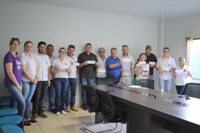 CCO da festa de Entre Rios do Oeste repassa lucro para entidades e associações