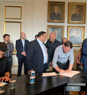 Entre Rios do Oeste recebe dois Kits Mobiliários para a saúde