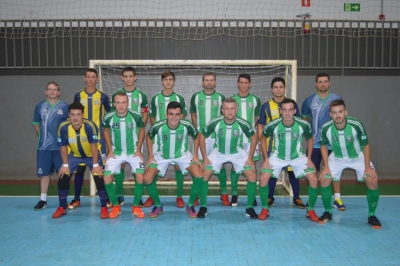 Entre Rios do Oeste larga na frente no jogo de ida das quartas de finais do 43º Troféu Difusora/Sicoob de Futsal