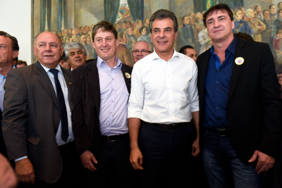 Entre Rios do Oeste assina Convênio para Recape Asfáltico